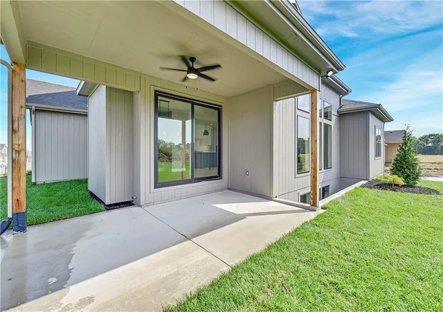 Photo 3 of Single family home for sale at 16204 S Twilight Ln, Olathe, KS 66062 | MLS# 2570297 | Listing updated on 2026-10-22