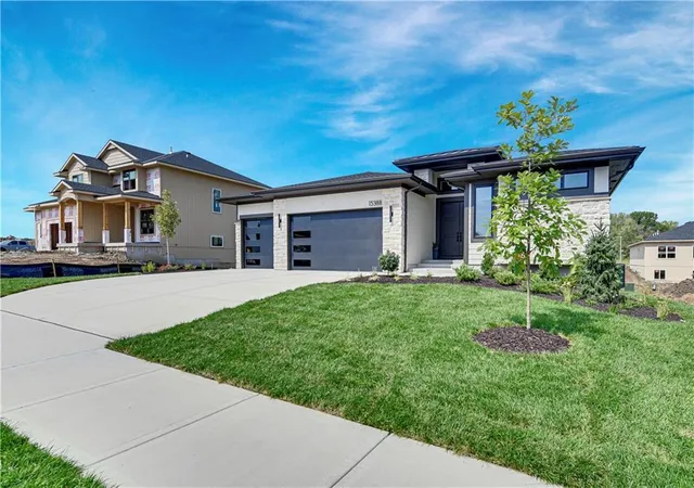 Photo 3 of Single family home for sale at 15388 W 161st Terrace, Olathe, KS 66062 | MLS# 2570358 | Listing updated on 2026-10-22