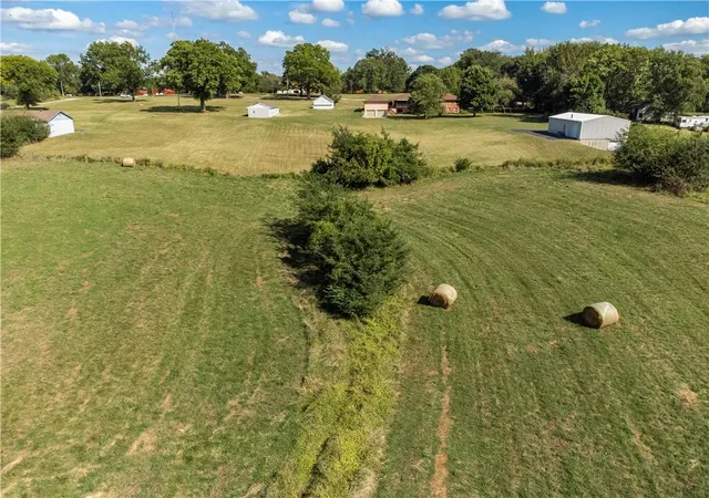 94th image of 822 Dickinson Rd, Independence, MO 64050 | MLS# 2570479