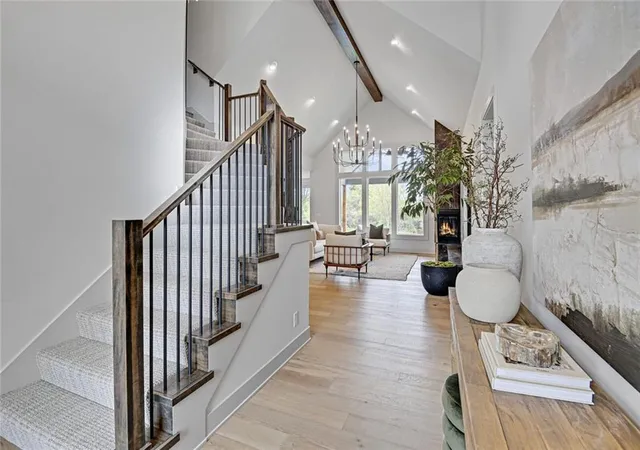 Photo 3 of Sale Pending at 17600 Carter St, Overland Park, KS 66221 | MLS# 2571224 | Listing updated on 2026-08-18