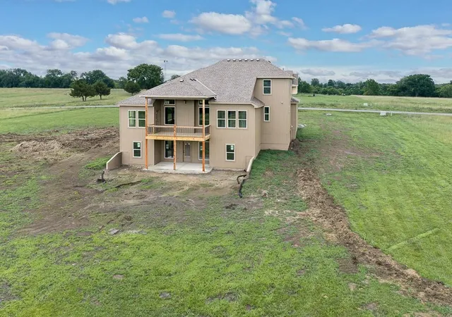 Homes for sale in Tonganoxie, KS | Lot 10 235th St, Tonganoxie, KS 66086 | MLS# 2571576