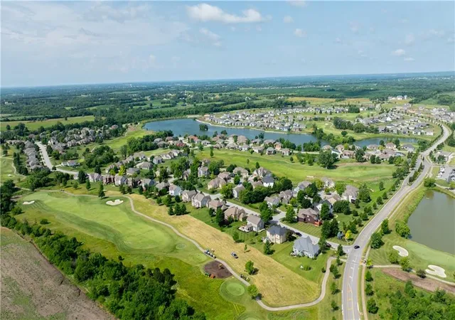 Photo 3 of Sale Pending at 4418 Tee Box Dr, Basehor, KS 66007 | MLS# 2571722 | Listing updated on 2026-02-11