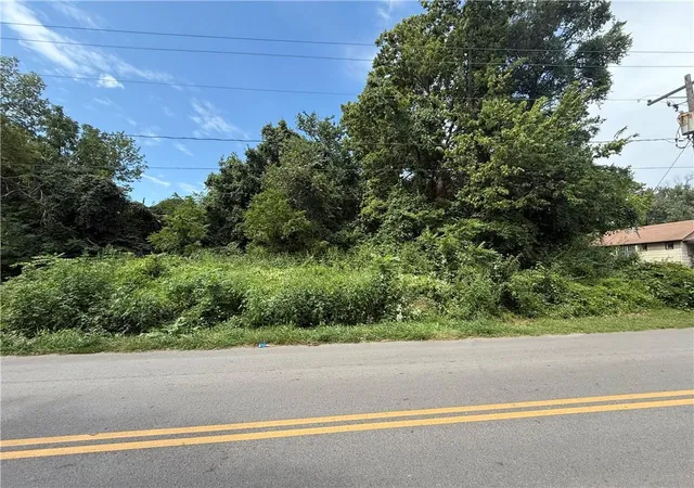 3rd image of 3138 N 59Th St, Kansas City, KS 66104 | MLS# 2572196