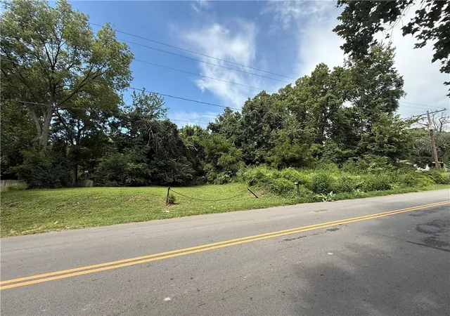 5th image of 3138 N 59Th St, Kansas City, KS 66104 | MLS# 2572196