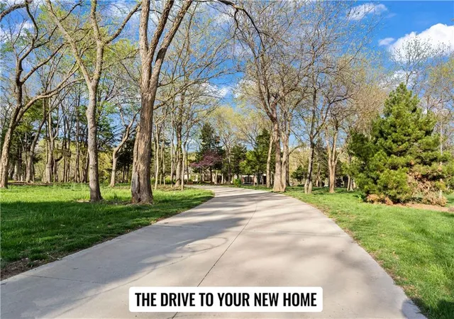 Photo 3 of Single family home for sale at 6205 S Chiles Rd, Blue Springs, MO 64014 | MLS# 2572205 | Listing updated on 2026-09-30