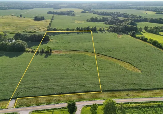 Photo 1 of Land for sale at Tbd Hwy V, Gallatin, MO 64640 | MLS# 2574176 | Listing updated on 2026-08-25