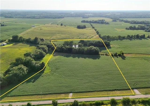 Photo 1 of Land for sale at Tbd V Hwy, Gallatin, MO 64640 | MLS# 2574454 | Listing updated on 2026-08-25