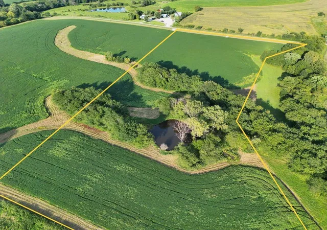 Photo 2 of Land for sale at Tbd V Hwy, Gallatin, MO 64640 | MLS# 2574454 | Listing updated on 2026-08-25