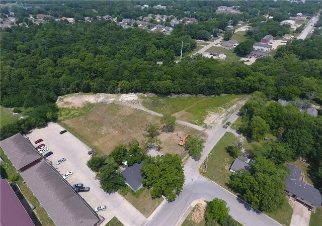 Photo 4 of Land for sale at 318 S Main St, Warrensburg, MO 64093 | MLS# 2575355 | Listing updated on 2026-09-08