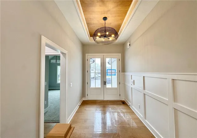 Photo 2 of Single family home for sale at 5888 Nw Black Oak Ct, Kansas City, MO 64152 | MLS# 2576101 | Listing updated on 2026-10-03