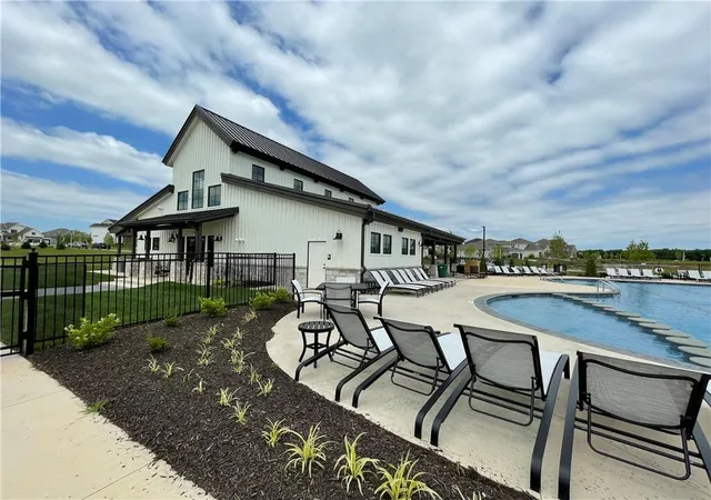 Photo 4 of Sale Pending at 12213 W 171St St, Overland Park, KS 66221 | MLS# 2576389 | Listing updated on 2026-03-16
