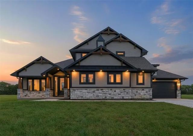 1st image of 13507 Woodland Ranch Dr, Lees Summit, MO 64086 | MLS# 2576495