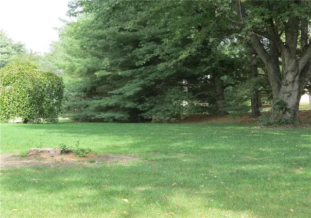 Photo 4 of Sale Pending at 1213 N Summers St, Stanberry, MO 64489 | MLS# 2576759 | Listing updated on 2026-08-22