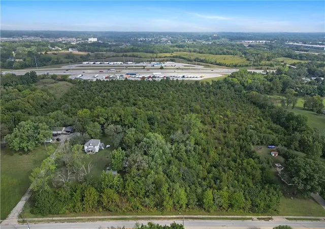 Photo 3 of Land for sale at 7320 Riverview Ave, Kansas City, KS 66112 | MLS# 2576798 | Listing updated on 2026-10-14