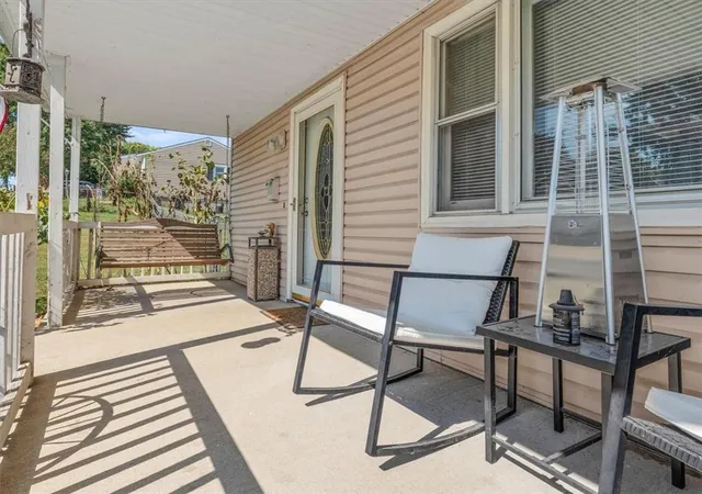 2nd image of 3419 Seneca St, Saint Joseph, MO 64507 | MLS# 2576991