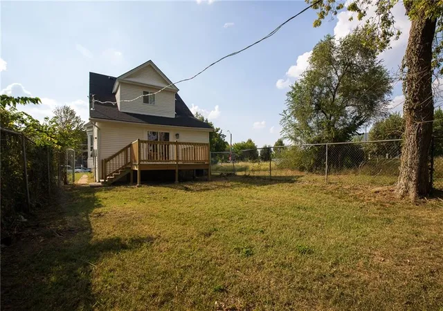 Photo 29 of Single family home for sale at 2707 Park Ave, Kansas City, MO 64109 | MLS# 2577072 | Listing updated on 2026-10-13