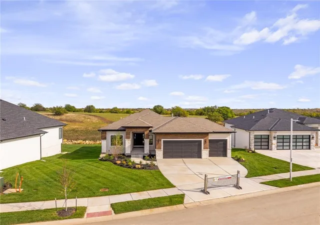 Photo 2 of Single family home for sale at 11221 S Sunray Dr, Olathe, KS 66061 | MLS# 2577073 | Listing updated on 2026-09-03
