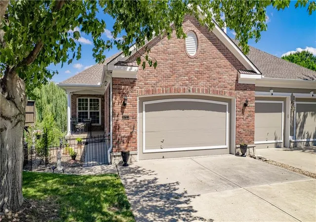 Photo 1 of Sale Pending at 3722 S Bolger Ct, Independence, MO 64055 | MLS# 2578398 | Listing updated on 2026-09-08