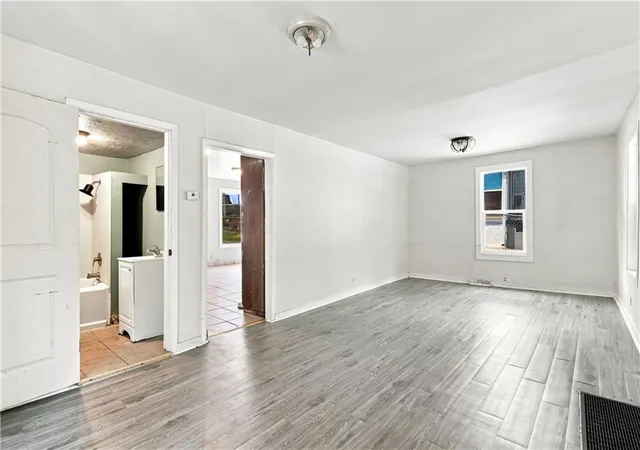 Photo 2 of Single family home for sale at 4032 Kensington Ave, Kansas City, MO 64130 | MLS# 2578507 | Listing updated on 2026-09-04