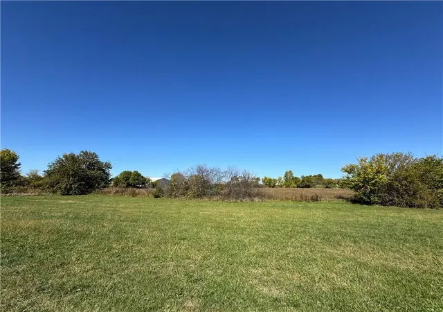 1st image of 901 Lucy Webb Rd, Raymore, MO 64083 | MLS# 2578787