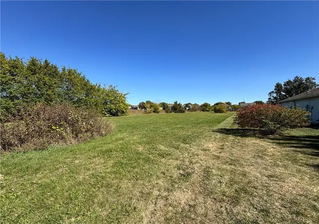 4th image of 901 Lucy Webb Rd, Raymore, MO 64083 | MLS# 2578787