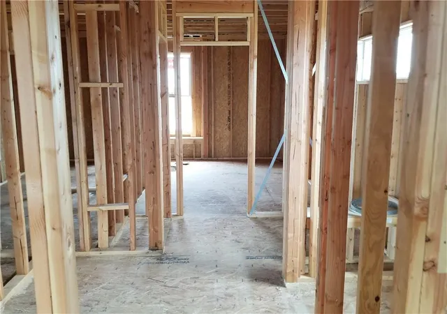 4th image of 14669 Amanda Ln, Basehor, KS 66007 | MLS# 2581087
