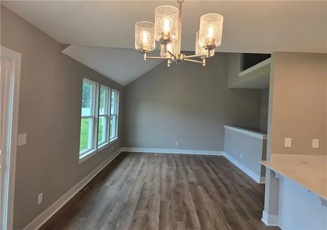 28th image of 508 W Lawrence St, Spring Hill, KS 66083 | MLS# 2581344