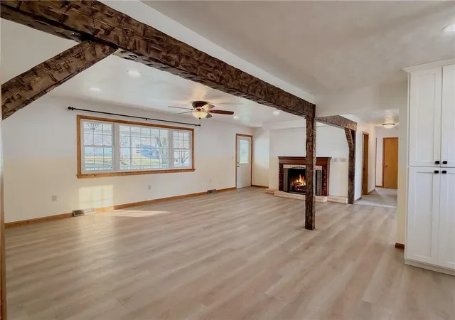 Photo 4 of Single family home for sale at 1745 Lake Trenton Dr, Trenton, MO 64683 | MLS# 2581789 | Listing updated on 2026-10-07