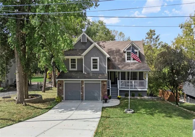 1st image of 8906 Millstone Dr, Lenexa, KS 66220 | MLS# 2582373