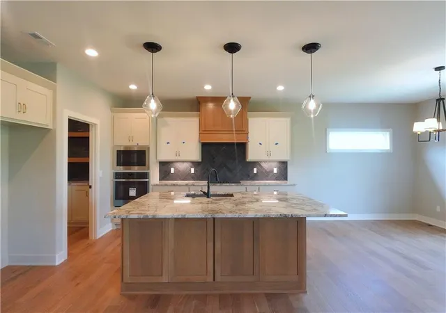Photo 3 of Single family home for sale at 12730 Nw Larkspur Ln, Platte City, MO 64079 | MLS# 2582830 | Listing updated on 2026-09-27