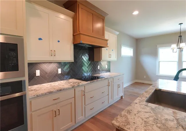 Photo 4 of Single family home for sale at 12730 Nw Larkspur Ln, Platte City, MO 64079 | MLS# 2582830 | Listing updated on 2026-09-27