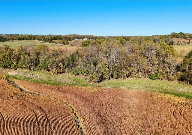 2nd image of W 351st St, Louisburg, KS 66053 | MLS# 2582853