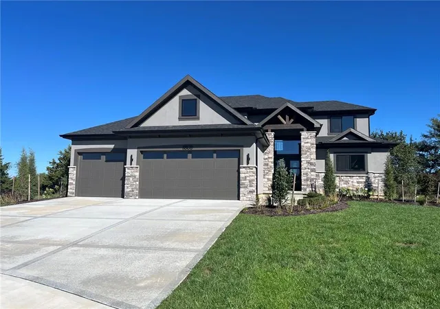 Single family home for sale at 11808 W 181st Street, Overland Park, KS 66013 | MLS# 2583494