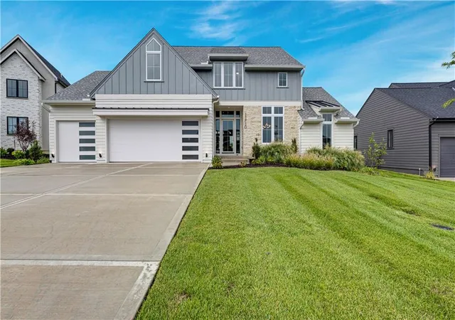 Photo 2 of Single family home for sale at 11710 W 181st Terrace, Overland Park, KS 66013 | MLS# 2583664 | Listing updated on 2026-10-22