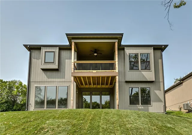 Homes for sale in Lenexa, KS | 22064 W 99th Ter, Lenexa, KS 66220 | MLS# 2583801