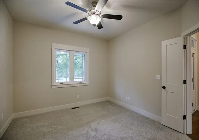 Homes for sale in Lenexa, KS | 22064 W 99Th Ter, Lenexa, KS 66220 | MLS# 2583801