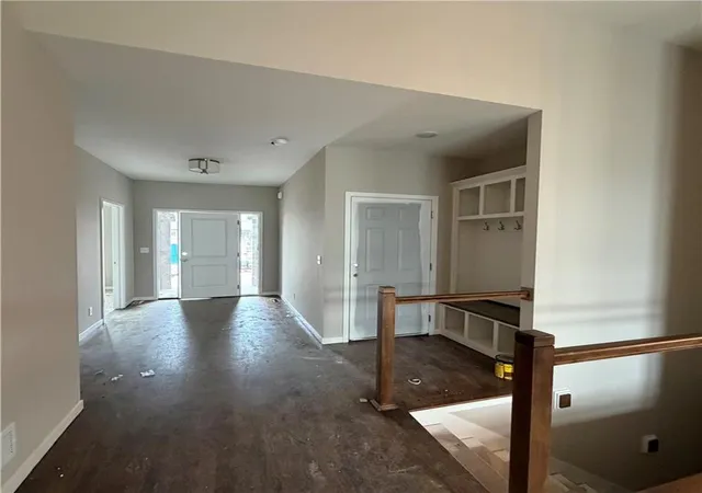 Photo 5 of House for sale at 2121 Greenfield Point, Kearney, MO 64060 | MLS# 2583867 | Listing updated on 2026-09-05