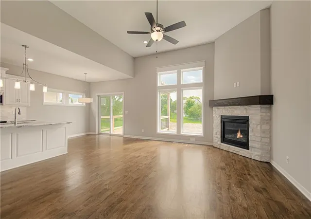 Photo 4 of House for sale at 2121 Greenfield Point, Kearney, MO 64060 | MLS# 2583867 | Listing updated on 2026-10-20