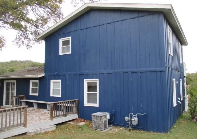 Photo 4 of Single family home for sale at 911 Georgene Rd, Camdenton, MO 65020 | MLS# 2584012 | Listing updated on 2026-10-02