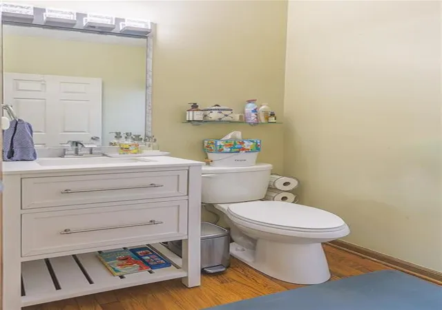 Photo 4 of Single family home for sale at 9001 N Manning Ave, Kansas City, MO 64157 | MLS# 2584268 | Listing updated on 2026-03-27