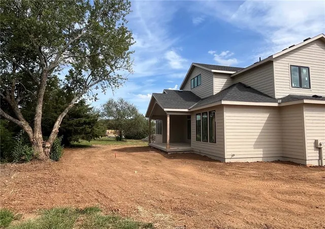Photo 3 of Single family home for sale at 11712 W 181st Street, Overland Park, KS 66013 | MLS# 2584310 | Listing updated on 2026-10-22
