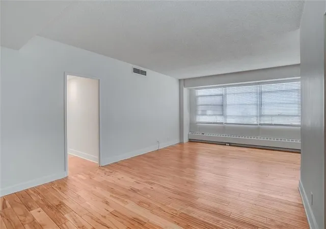 5th image of 333 W Meyer Unit 213 Blvd, Kansas City, MO 64133 | MLS# 2584568