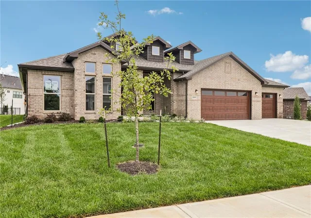 Photo 1 of Single family home for sale at 16564 W 166th Court, Olathe, KS 66062 | MLS# 2584712 | Listing updated on 2026-10-18