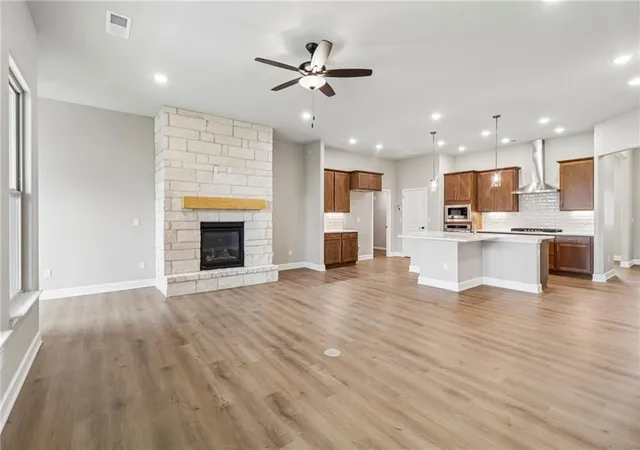 Photo 4 of Single family home for sale at 16564 W 166th Court, Olathe, KS 66062 | MLS# 2584712 | Listing updated on 2026-10-18