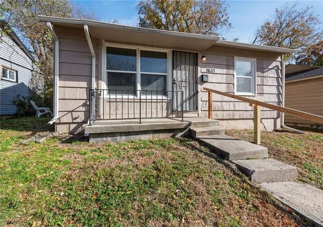 Photo 3 of Single family home for sale at 3633 Norton Ave, Kansas City, MO 64128 | MLS# 2584733 | Listing updated on 2026-08-21