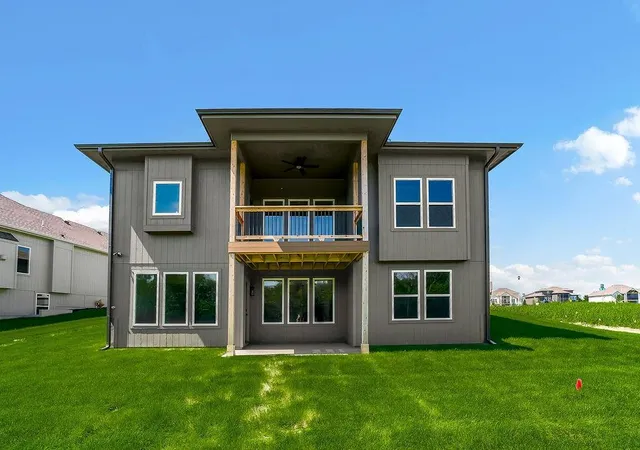 35th image of 2407 W 177th Ter, Stilwell, KS 66085 | MLS# 2585008