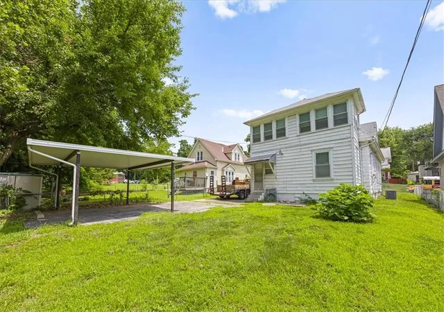 Homes for sale in Kansas City, KS | 2054 N Tremont St, Kansas City, KS 66101 | MLS# 2585447