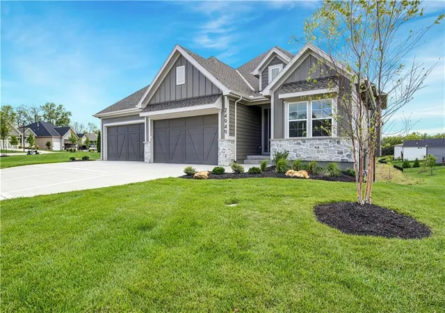 Single family home for sale at 24949 W 98th Place, Lenexa, KS 66227 | MLS# 2586591