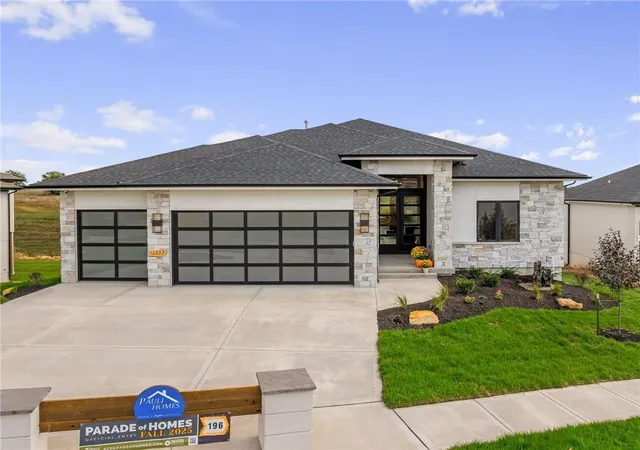 Photo 1 of Single family home for sale at 11227 S Sunray Dr, Olathe, KS 66061 | MLS# 2586604 | Listing updated on 2026-09-04