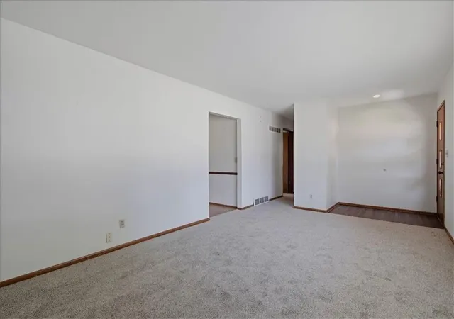 4th image of 4103 E 107Th St, Kansas City, MO 64137 | MLS# 2586755